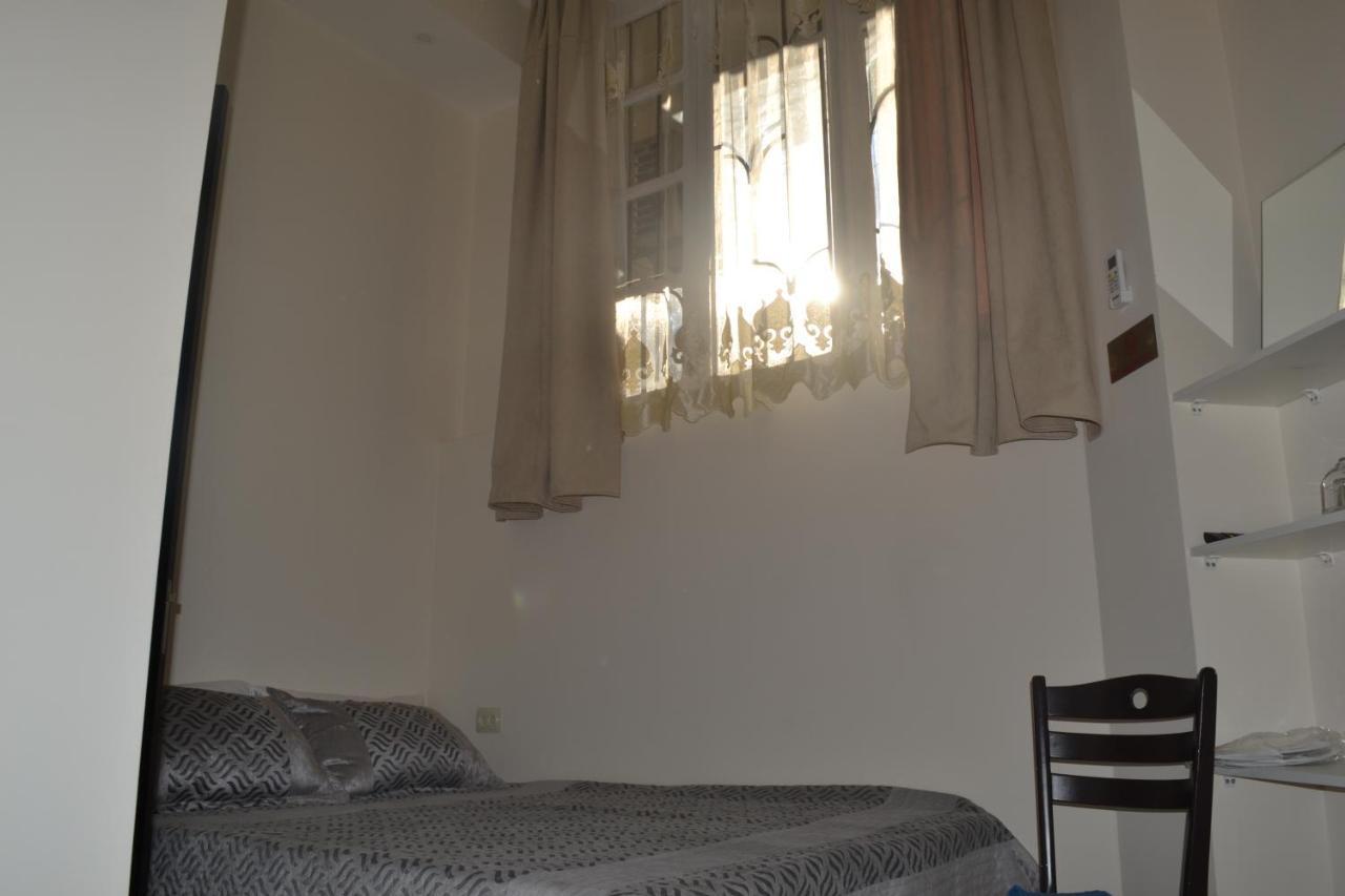 Hotel Rustaveli 36 Тбілісі Екстер'єр фото