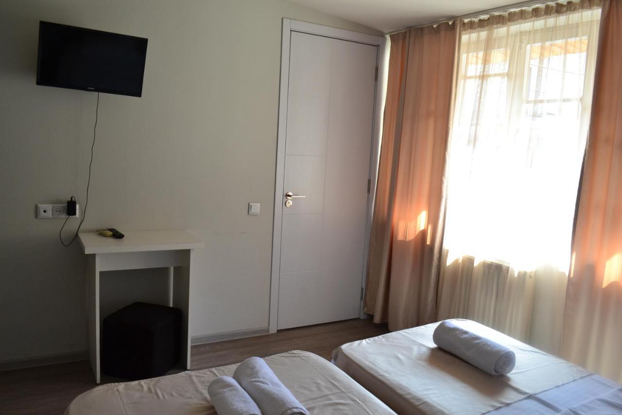 Hotel Rustaveli 36 Тбілісі Екстер'єр фото